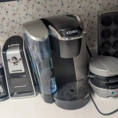 Complete Kitchen Breakfast & Coffee Station Lot