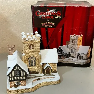 David Winter Cottages "A Christmas Carol"