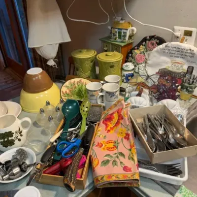 Estate sale photo