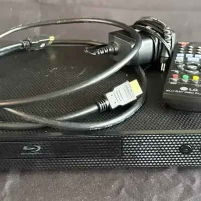 LG Blu-Ray Disc Player With Remote & Power Supply BP350 1080p 