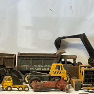 Vintage Tonka Collection - Semi-Trailers, Dump Trucks, Excavator, More