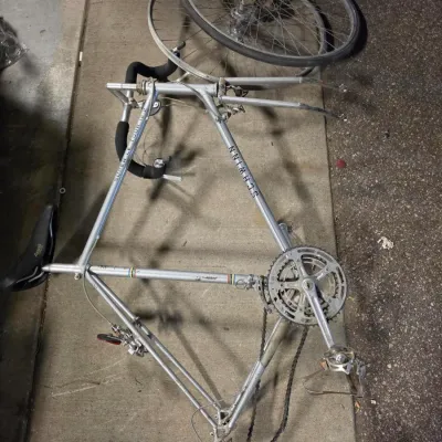 Schwinn Super Le Tour 12.2 Road Bicycle
