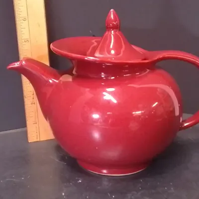 Vintage Hall China Camille "Windshield" Maroon Ceramic Teapot, 1940s-1950s Art Deco Style - Potterville