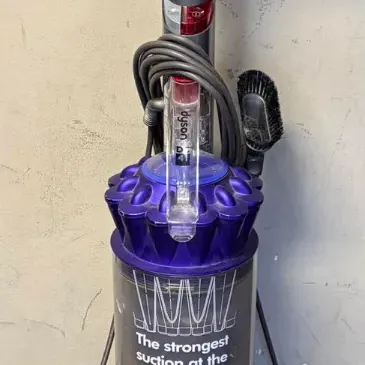 Dyson Vacuum- Works, But One Side Roller is Broken and Will not Spin