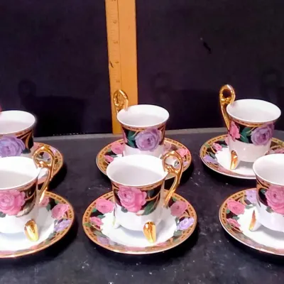 Vintage 1960s Royal Cafe Japan 24kt Gold Porcelain Demitasse Espresso Set with Floral Rose Pattern – Potterville