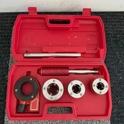4-Piece Ratcheting Pipe Threader Die Set 1/2", 3/4" & 1" with Handle & Case - Howard City Off-Site