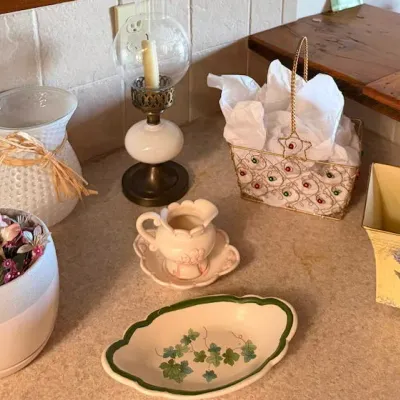 Assorted Home Decor Collection - Oil-Style Lamp, Ceramic Vases, Floral Dish & Decorations - Lake Odessa Off-Site