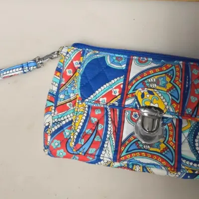 New without Tag Vera Bradley Pouch
