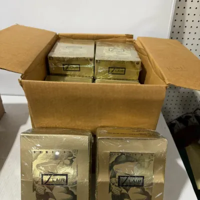 Sale Photo Thumbnail #18: 16 Boxes 1994 Flair Series 2 Baseball Cards Factory Sealed – Estate Sales Warehouse (GR)