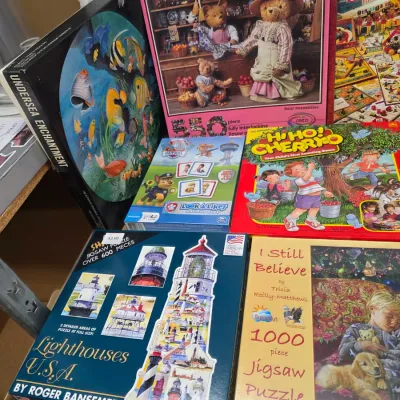 Small Collection of Vintage and New Puzzles