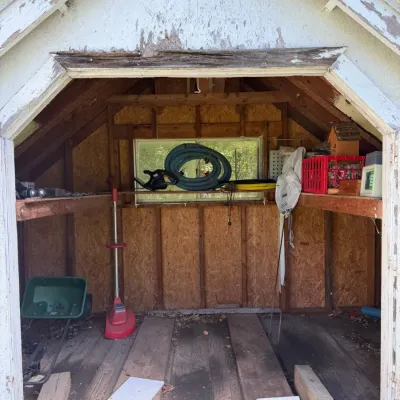 Shed Contents Lot -Tools, Yard Equipment, Safe, Hardware & More – Howard City Off-Site