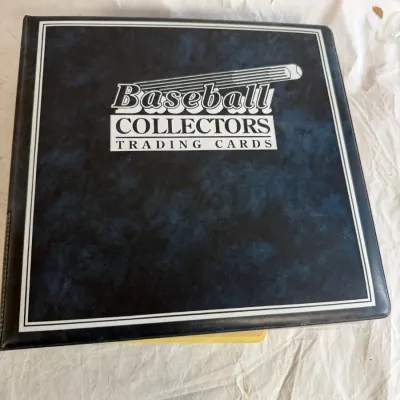 1975-1981 Topps & 1981 Fleer Baseball Card Binder