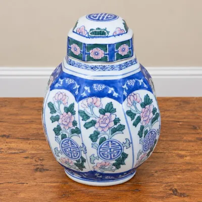 Sale Photo Thumbnail #265: Vintage Chinese Porcelain Ginger Jar with a Distinctive Twisted Octagonal Shape