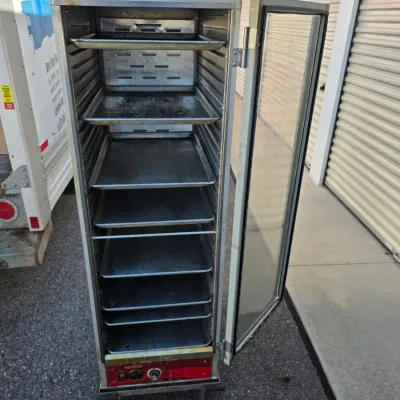 Avantco Commercial Insulated Proofer/Holding Cabinet - Food Warmer (Lot 2 of 3)