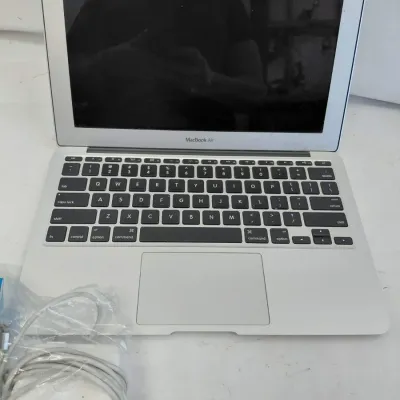 2013 MacBook Air 11" - Factory Reset, Works, Includes Charger