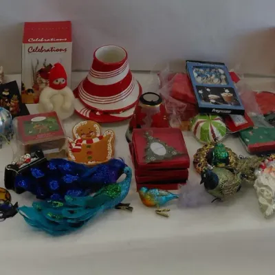 Christmas - Yankee Candle Set, Hallmark, Several Glass Ornaments, Candleholders, Crystal