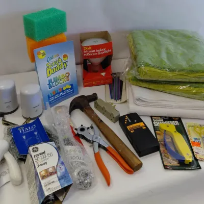 Household Goods - Microfiber Cloths - 2 New, Light Bulbs, Tools, Scrub Daddy, Can Opener, More