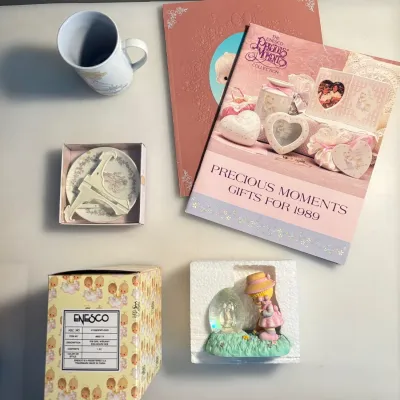 Assorted Precious Moments Collectibles - Mug / Plate / Books / Figurine