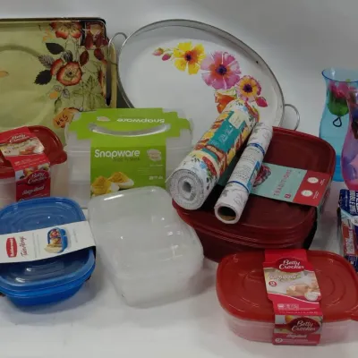 Kitchen Storage Collection - Tupperware, Rubbermaid, Oven Gloves, Shelf Liner, Tray, Measuring Cup