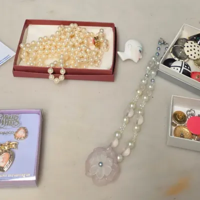 Vintage Costume Jewelry Collection (1 of 2)
