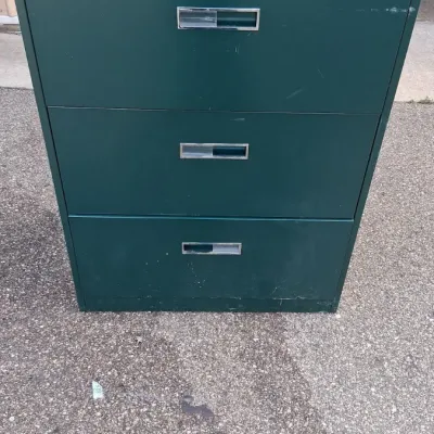 Sale Photo Thumbnail #85: Green 3 Drawer Metal Filing Cabinet