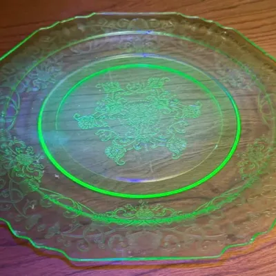 Vintage Green Depression Glass Serving Plate - Floral Etched Design - UV Reactive - Lake Odessa Off-Site