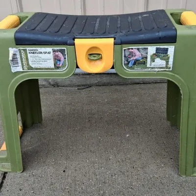 Sale Photo Thumbnail #201: Garden Kneeler/Seat w/ Storage Compartment