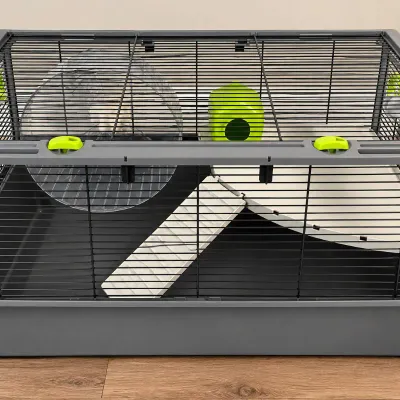 "Living World" Rabbit Cage w/ Loads of Bedding