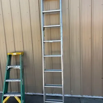 Davidson 16' Aluminum Extension Ladder - 200 lb Rated