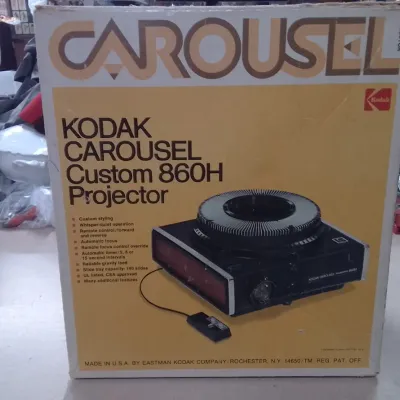 Vintage 1970s Kodak Carousel Custom 860H 35mm Slide Projector With Its Original Box - Potterville