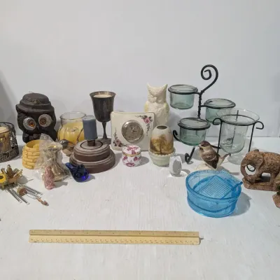 Large Candles & Decor Lot: Owls, Birds, & More Ceramics - Estate Sales Warehouse (GR)