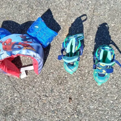 Child's/Infant's Life Vest and Roller Skates