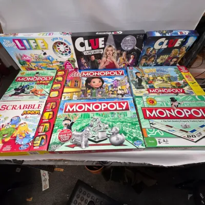 Sale Photo Thumbnail #175: 9 Complete Board Games!