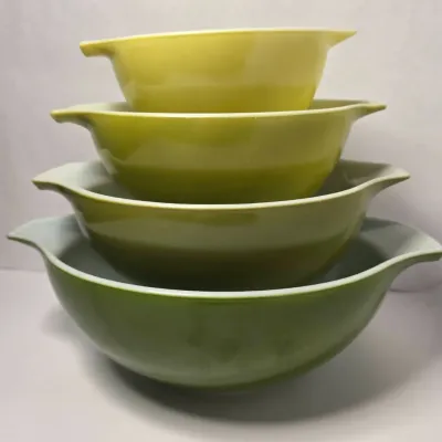 Complete Set of Vintage 1959-1962 "Verde" Cinderella Pyrex Nesting Mixing Bowls - Never Used