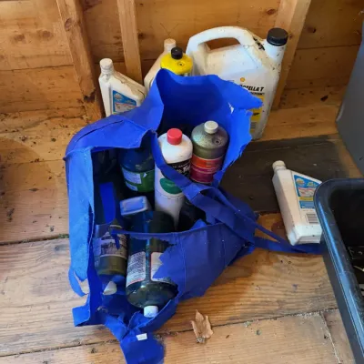 Assorted Automotive Fluids, Motor Oil & Propane Fuel Cylinders Lot – Howard City Off-Site