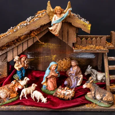 Sale Photo Thumbnail #292: Vintage Italian Fontanini/Depose Nativity Set w/Marked Italy Manger & Gloria Angel – Potterville