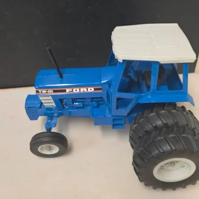 Very Large Die Cast Ford TW-15 Tractor - Measures 12.5" Wide - Made by ERTL USA