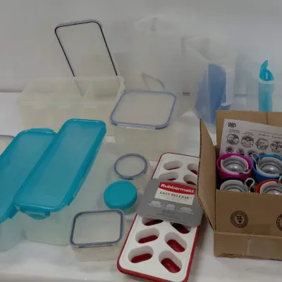 Lock & Lock Plastic Storage Collection - New Ice Cube Trays, New Quik Tops Set Lot 2/3
