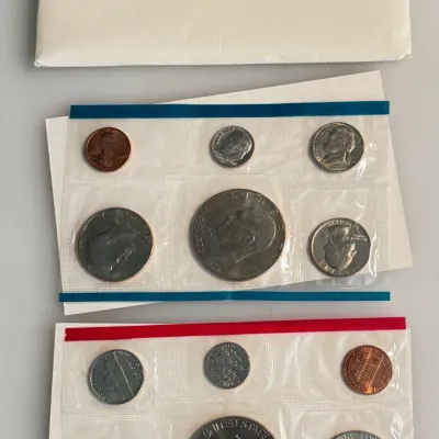 1976 - US Mint - Uncirculated Coin Set - P / D Mints