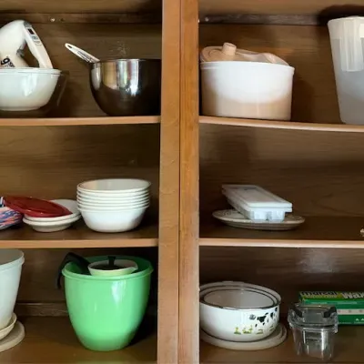 Assorted Kitchenware Lot - Corning Ware Coffee Pot, Bowls, Pitchers & Storage – Lake Odessa Off-Site
