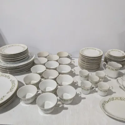 Vintage Bell Flower Dish Set Lot: 74 Pieces - Estate Sales Warehouse (GR)
