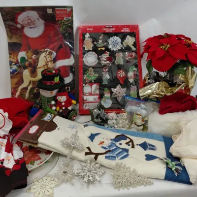 Christmas - New Tree Skirt, New Cardigan - L, New Pack of Name Tags, Poinsettia, Platters...