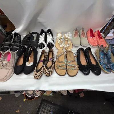 Sale Photo Thumbnail #131: Large Collection of Various Pairs of Women's Size 8.5 Shoes