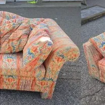 Henredon Upholstered Love Seat with Matching Sectional Chairs