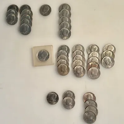 Lot of 40 Kennedy Half Dollars - Date Range 1971 - 1985