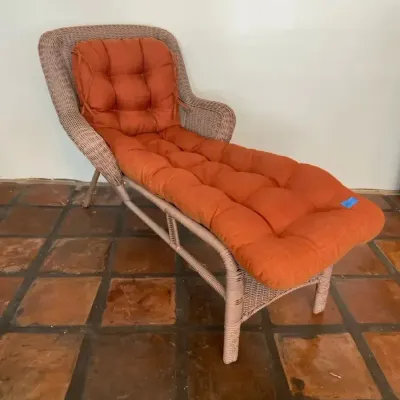 Outdoor Wicker Chaise Lounge with Tufted Cushion 
