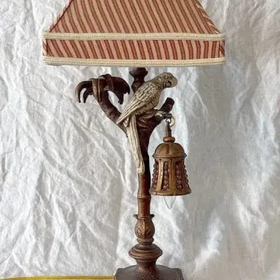Traditional Parrot Lamp with Dual Lights