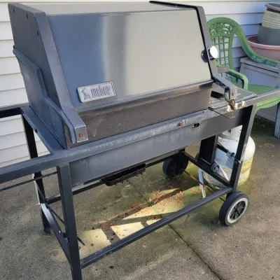 Sale Photo Thumbnail #240: Weber Grill