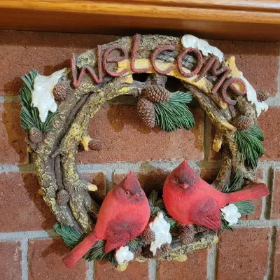 Sale Photo Thumbnail #15: resin "Welcome" wreath