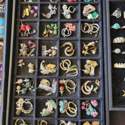 Sale Photo Thumbnail #218: Jewelry